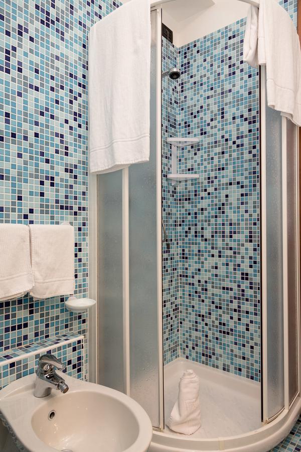 Sirmio Apartments - Primavera Stay Sirmione Kültér fotó